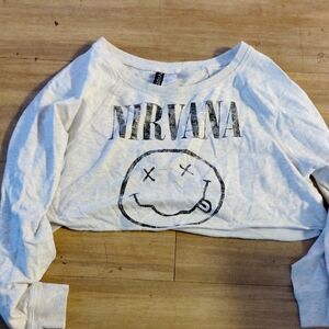 Nirvana crop grey long sleeve t shirt size medium by divided